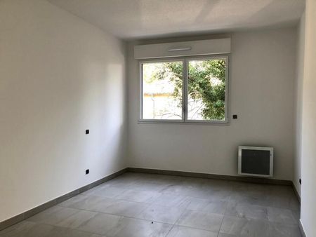 Location Appartement 3 pièces 69m² MONTPELLIER 34070 - Photo 4