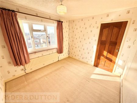 Amberwood, Chadderton, Oldham, Greater Manchester, OL9 - Photo 3