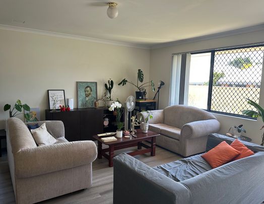 East Victoria Park - Photo 1