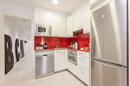 Carrer de Sants, Barcelona, Catalonia 08014 - Photo 5