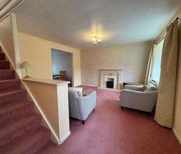 Longfield Avenue, Heald Green, SK8 - Photo 3