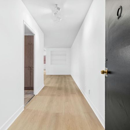 Superbes 4½ et 5½ à louer — Disponibles dès maintenant ! 🌟 Grand, lumineux, moderne et idéalement situé !Superbes 4½ et 5½ à louer - Photo 4