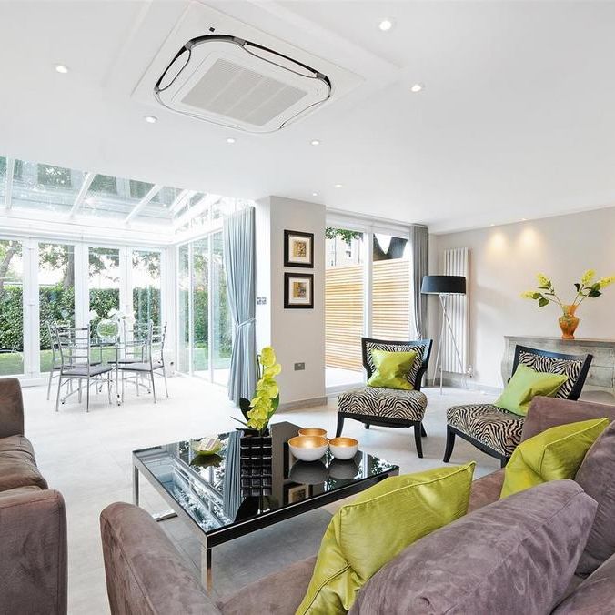 4 bedroom detached house to rent - Photo 1