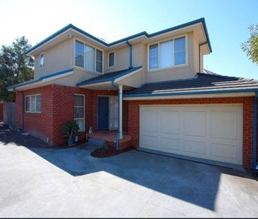 Low-Maintenance Living in a Prime Doncaster East Location - Photo 1