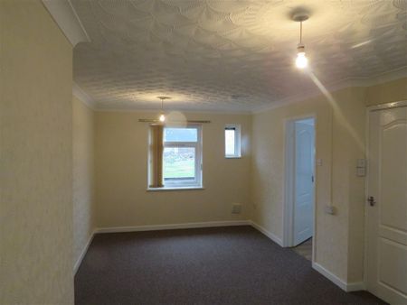 Clas Tynewydd, Cardiff - Photo 3