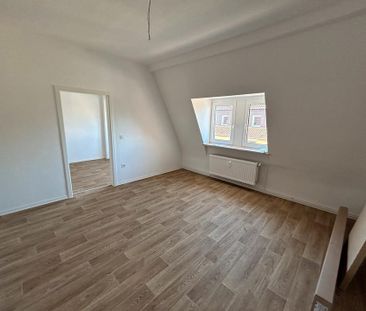 Nachmieter gesucht! Moderne 3-Zimmer-Wohnung im Dachgeschoss! - Photo 6