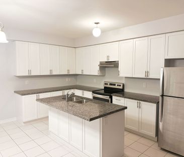 For Lease - 1012 Barton Way, Innisfil, Ontario - Photo 5