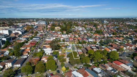 475 Lyons Road, Five Dock NSW 2046 - House For Rent | Domain - Photo 5