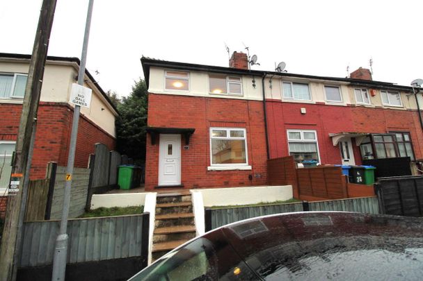 62 Tennyson Road, Middleton, Manchester, M24 2WS - Photo 1