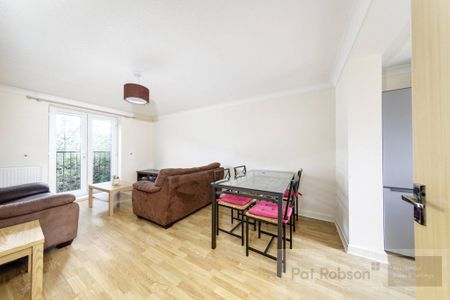 Chillingham Road Flat 4, Newcastle Upon Tyne - Photo 2