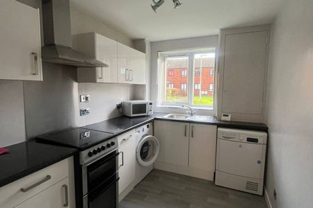 Warren Court - Photo 4