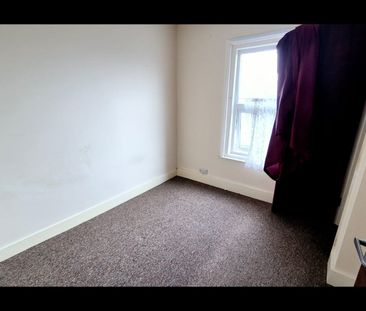 1 Bed Flat, Bedford Road, RG1 - Photo 3