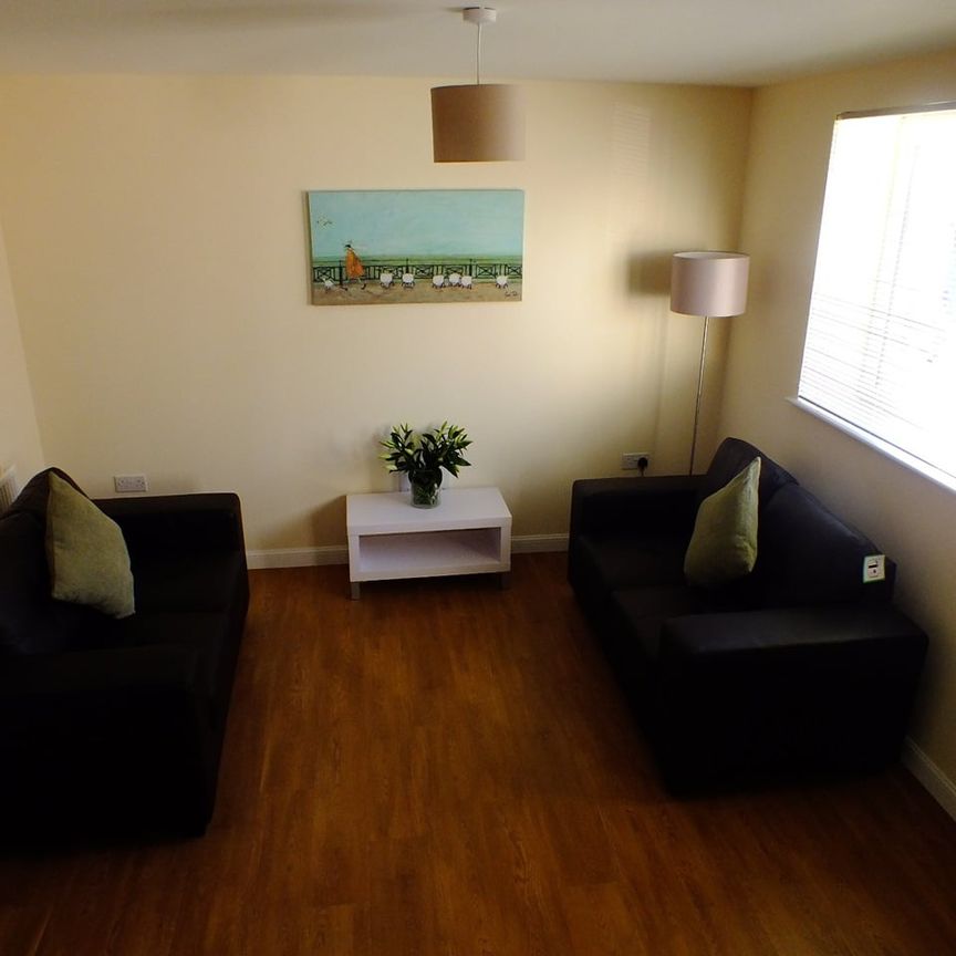 2 Bed Flat, Froghall Terrace, AB24 - Photo 1
