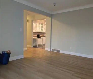 26 GLENGARRY Road Unit# Upper — 3 Bedroom - Photo 1