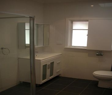 148 Station Street, Burwood VIC 3125 - Photo 4