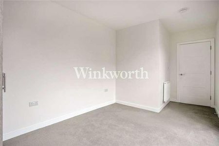 Frobisher Road, London, N8 - Photo 4