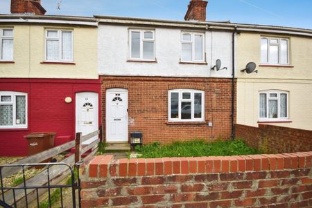 2 bedroom terraced house to rent - Photo 3