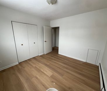 23 Theresa Crescent - Unit 9 - 2 bed, 1 bath **HALF OFF FIRST MONTH... - Photo 5