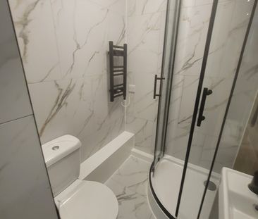 Studio Flat, Graham Road, E8 - Photo 3