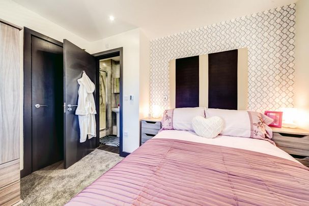 6 bedroom house to rent - Photo 1