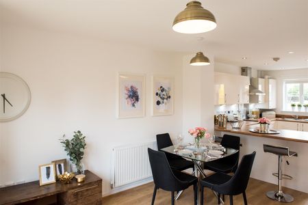 2 Bedroom House To Rent - Photo 2