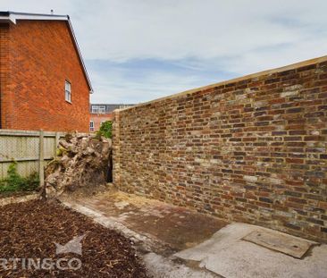 2 bedroom terraced house to rent - Photo 6