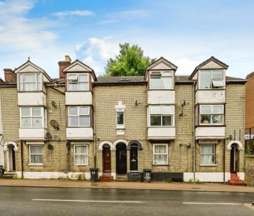 West Wycombe Road, High Wycombe - Photo 5