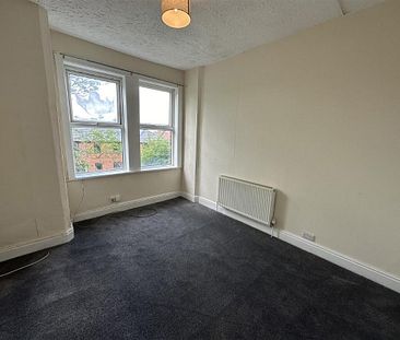 24 Manchester Rd, Audenshaw. M34 5GB - Photo 1