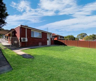 75 Vardys Road, Lalor Park NSW 2147 - House For Rent | Domain - Photo 1