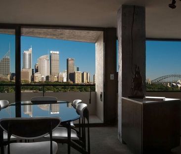 Immaculate Furnished Studio (One Bedroom Size) with Harbour & City ... - Photo 4