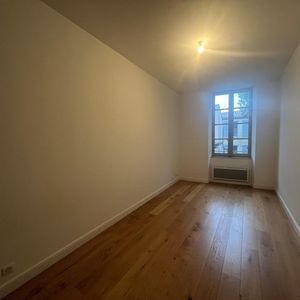 location Appartement F1 DE 29.48m² À AVIGNON - Photo 2