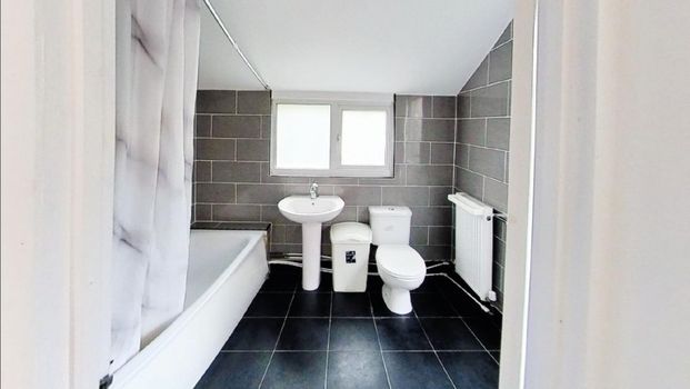 Queens Road, Leicester - Photo 1