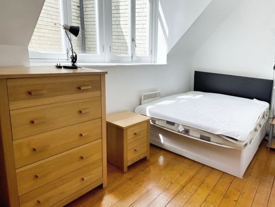 3 bedroom apartment to rent - Photo 1