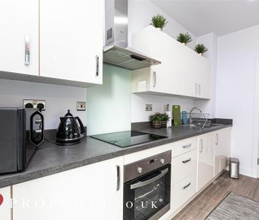 2 bedroom apartment to rent - Photo 6