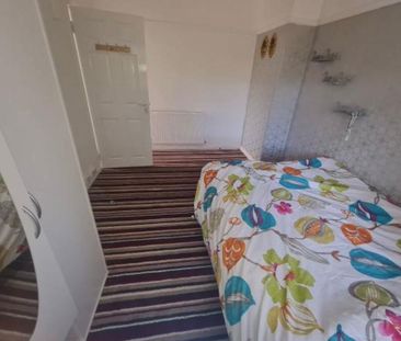Room in a Shared House, Drews Lane, B8 - Photo 3