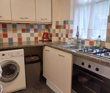 Mill Road, Epsom - Photo 4