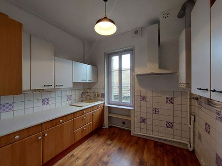 Location Appartement 3 pièces 70m² - Photo 2