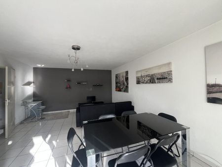 Location Appartement 2 pièces Meublé 52m² BORDEAUX 33000 - Photo 2
