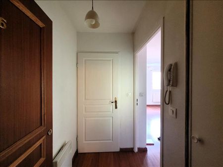 1 pièce - 34 m² - 1er étage - Colocation non autorisée - Photo 2