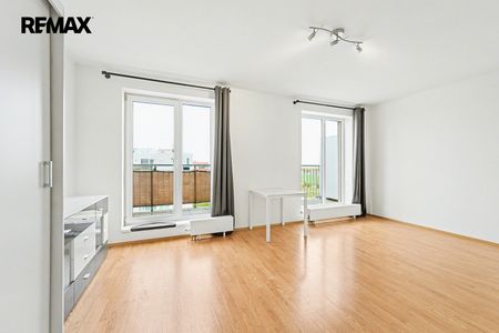 Pronájem bytu 1+kk 42 m² - Photo 2