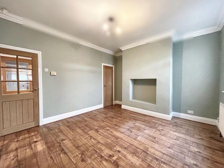 2 bedroom terraced house to rent - Photo 2