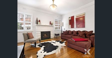 Modern 2-Bedroom Townhouse in Elwood! - Photo 5