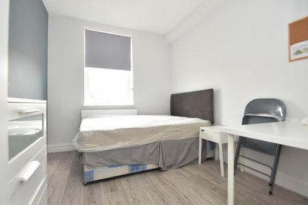 7 bedroom terraced house to rent - Photo 3