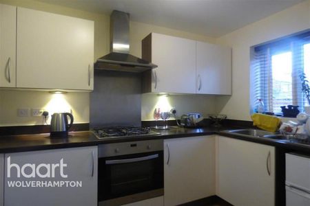 3 bedroom semi-detached house to rent - Photo 3