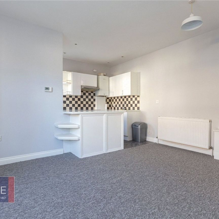 Severn Road, - Photo 1