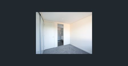 Modern Two-Bedroom Apartment - Photo 2