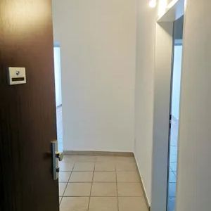 83m², sonnige 4 Zimmer Wohnung, unbefristet - Foto 3