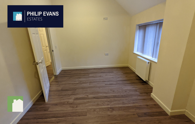 2 bedroom cottage to rent - Photo 1