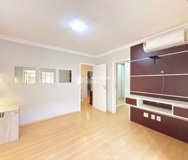Casa em Condomínio com 3 quartos e 223m² para alugar em Sarandi, Po... - Photo 1