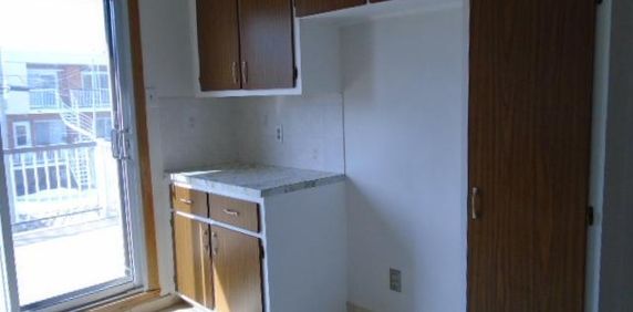 4 ½ rue Chambord et Sauvé Montréal LIBRE - Photo 2